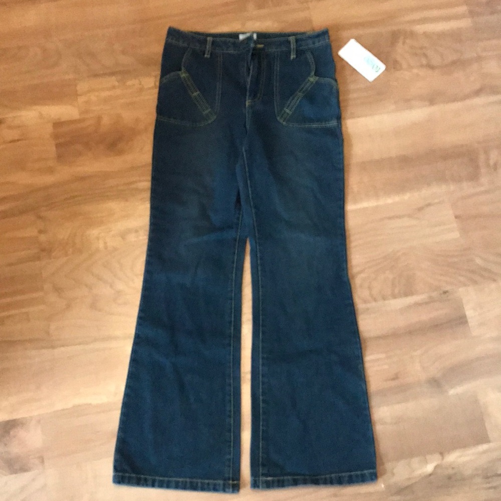 Youth ToGo Flared Jeans